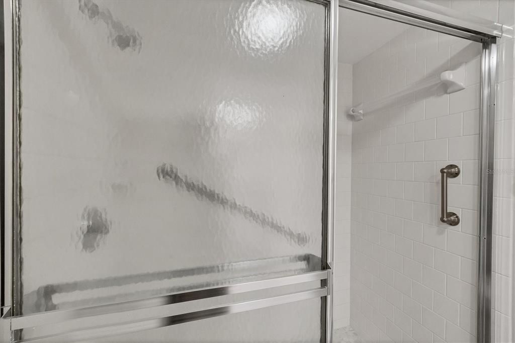 For Sale: $409,000 (2 beds, 2 baths, 1334 Square Feet)