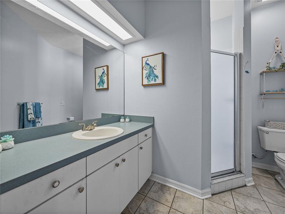 待售: $449,900 (2 贝兹, 2 浴室, 1540 平方英尺)