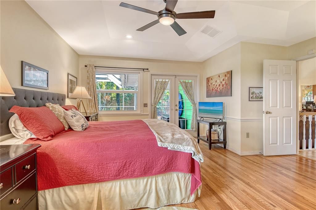 Activo con contrato: $598,000 (3 camas, 2 baños, 2178 Pies cuadrados)