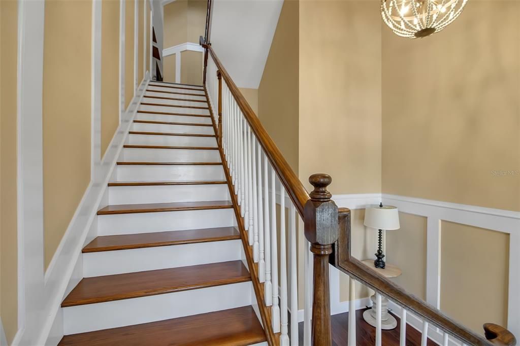 For Sale: $1,399,000 (3 beds, 3 baths, 2962 Square Feet)