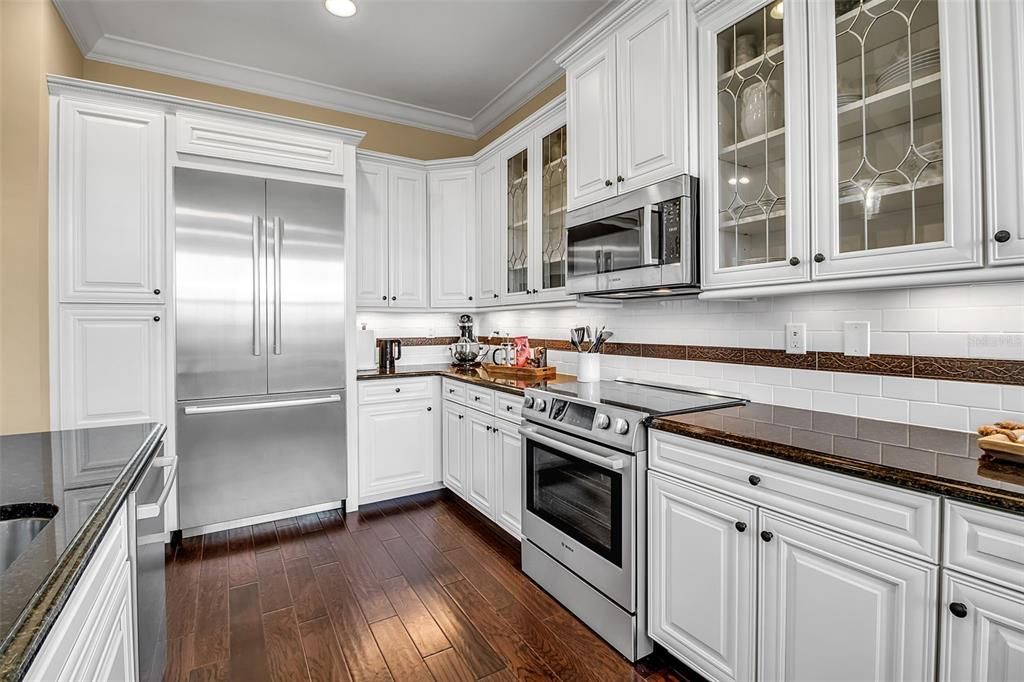 For Sale: $1,399,000 (3 beds, 3 baths, 2962 Square Feet)