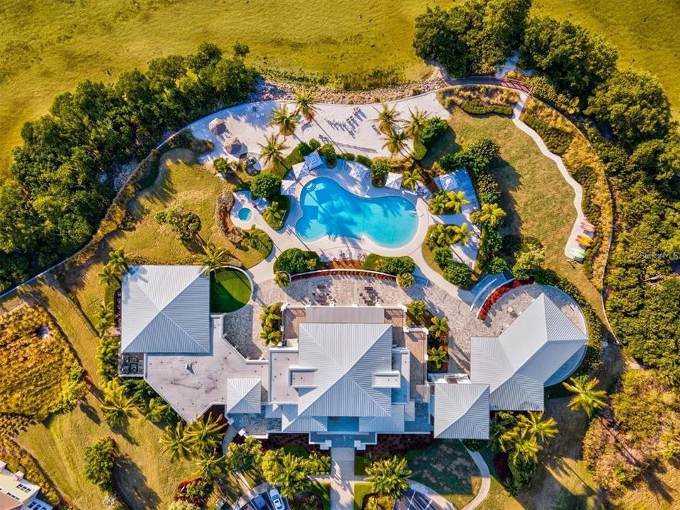 For Sale: $1,399,000 (3 beds, 3 baths, 2962 Square Feet)