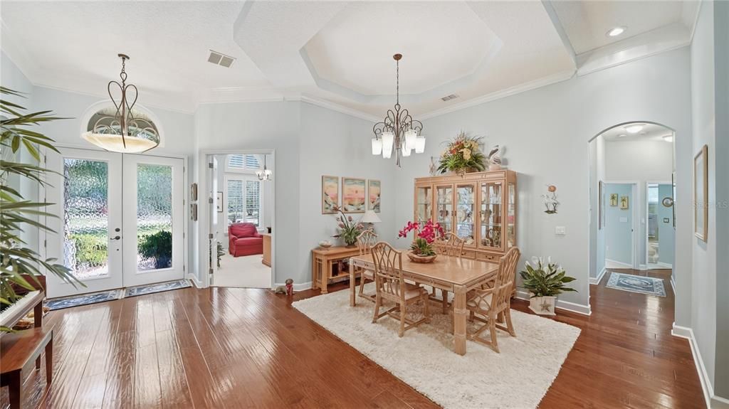 待售: $1,050,000 (5 贝兹, 3 浴室, 2760 平方英尺)