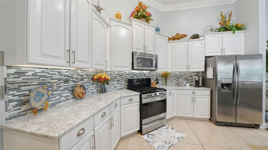 待售: $1,050,000 (5 贝兹, 3 浴室, 2760 平方英尺)