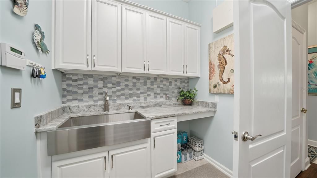 待售: $1,050,000 (5 贝兹, 3 浴室, 2760 平方英尺)