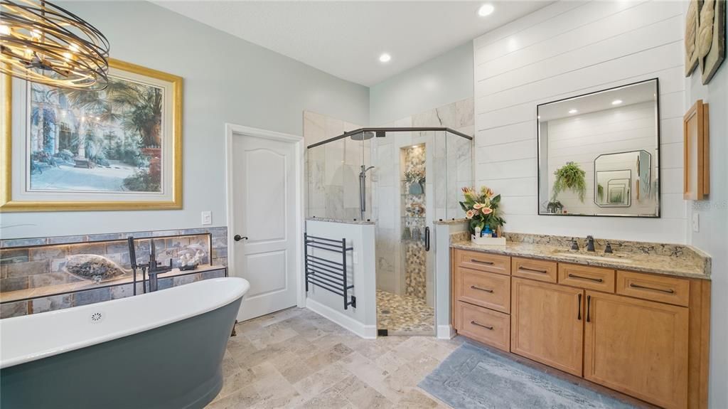 待售: $1,050,000 (5 贝兹, 3 浴室, 2760 平方英尺)