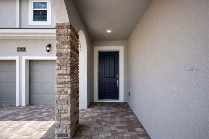 En Renta: $5,600 (5 camas, 3 baños, 3092 Pies cuadrados)