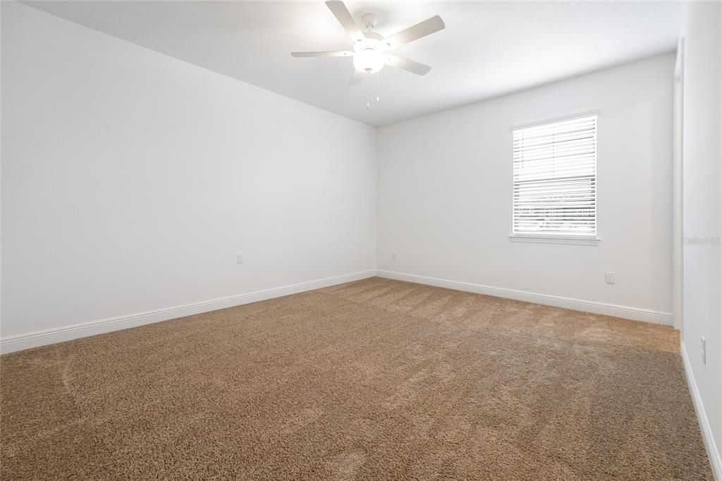 En Renta: $5,600 (5 camas, 3 baños, 3092 Pies cuadrados)