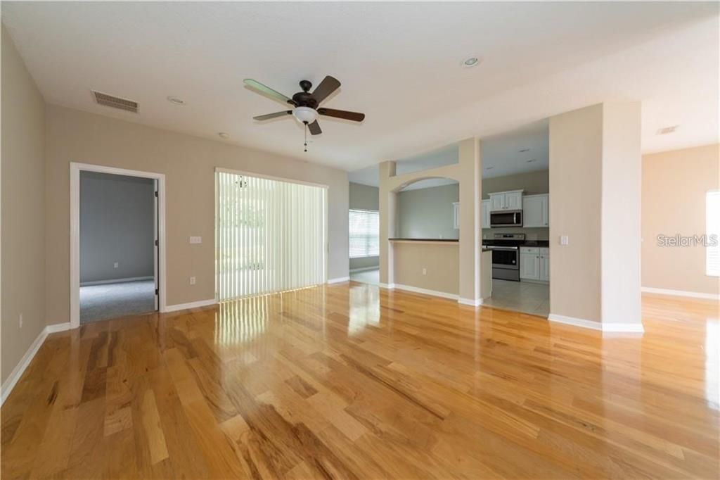 En Renta: $2,500 (3 camas, 2 baños, 1879 Pies cuadrados)