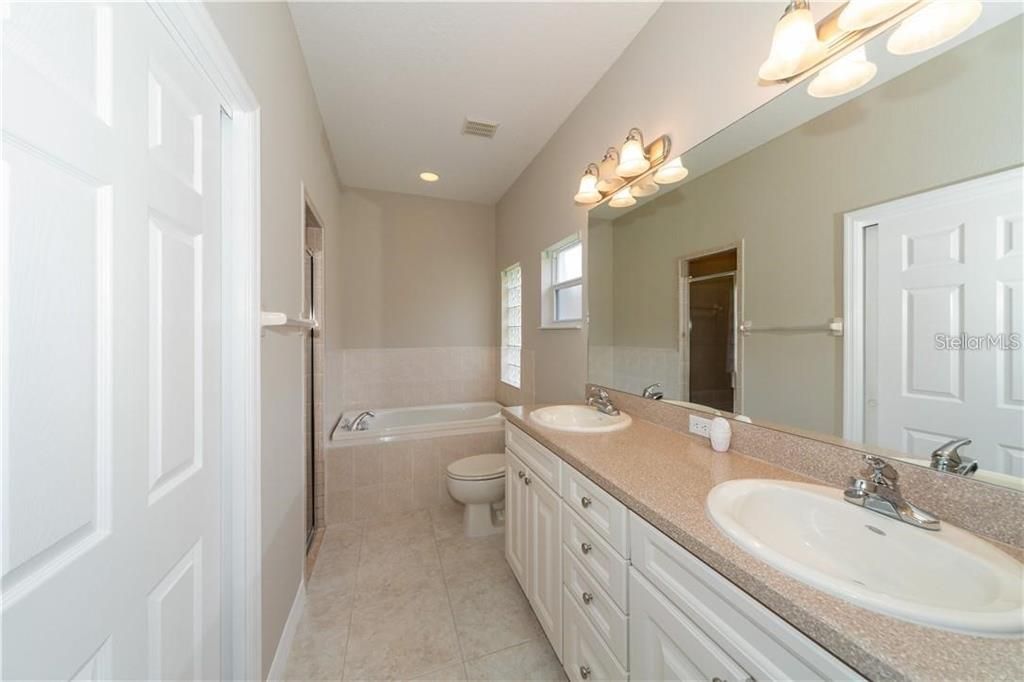 En Renta: $2,500 (3 camas, 2 baños, 1879 Pies cuadrados)