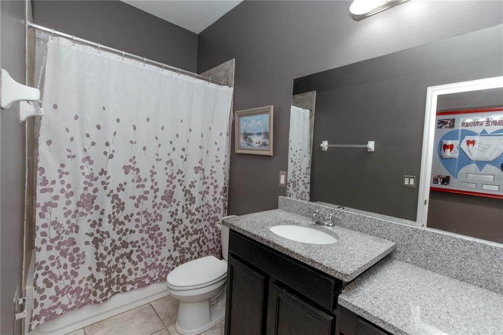 Под контрактом: $520,000 (4 спален, 3 ванн, 2459 Квадратных фут)