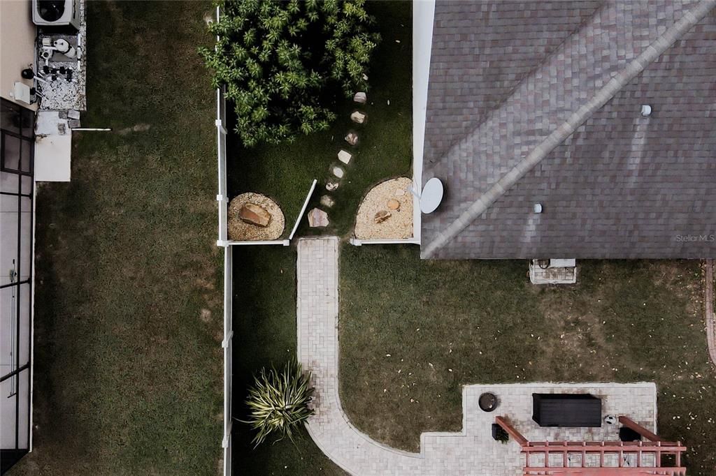 Под контрактом: $520,000 (4 спален, 3 ванн, 2459 Квадратных фут)