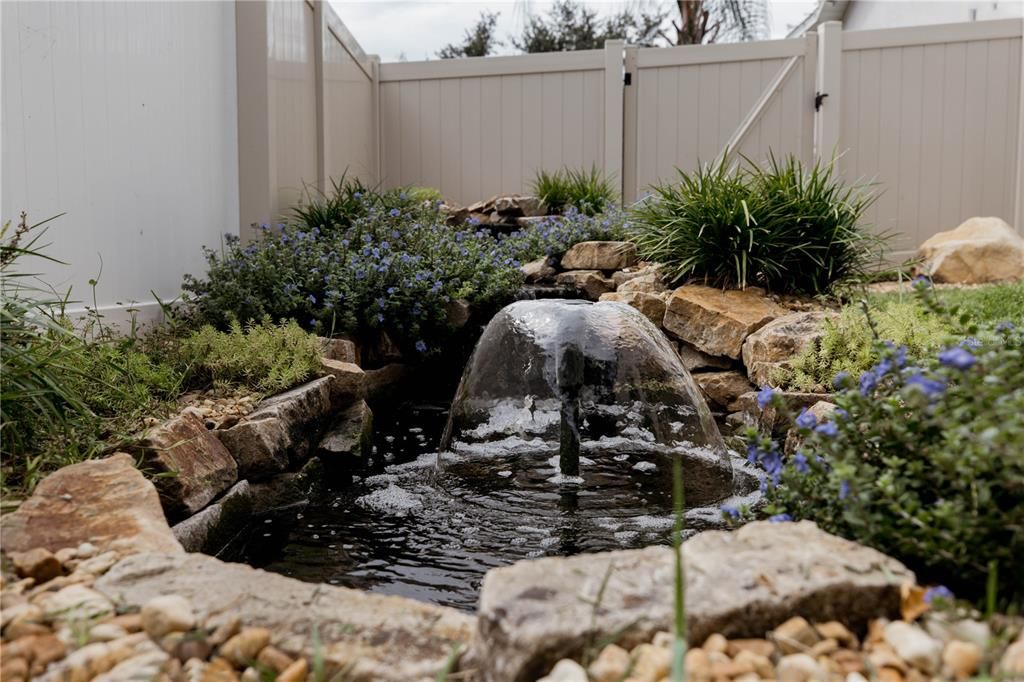 Под контрактом: $520,000 (4 спален, 3 ванн, 2459 Квадратных фут)