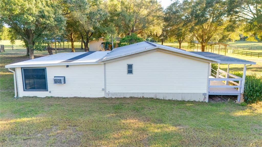 En Venta: $545,000 (3 camas, 2 baños, 960 Pies cuadrados)