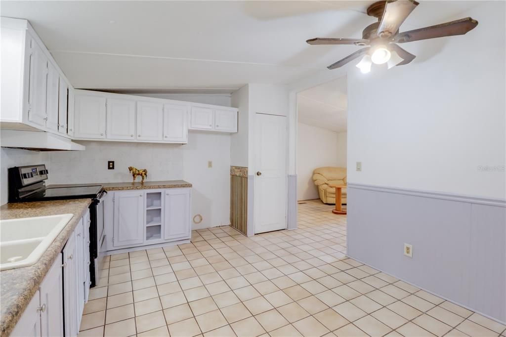 En Venta: $545,000 (3 camas, 2 baños, 960 Pies cuadrados)