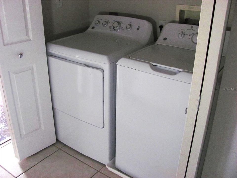 For Rent: $1,400 (1 beds, 1 baths, 656 Square Feet)