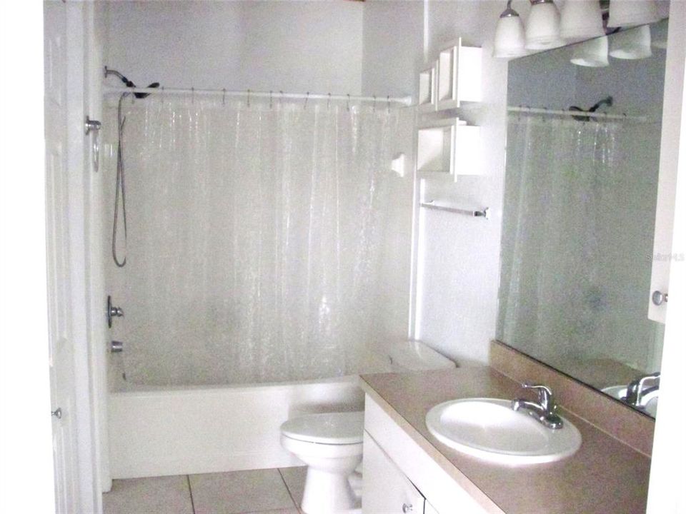 For Rent: $1,400 (1 beds, 1 baths, 656 Square Feet)