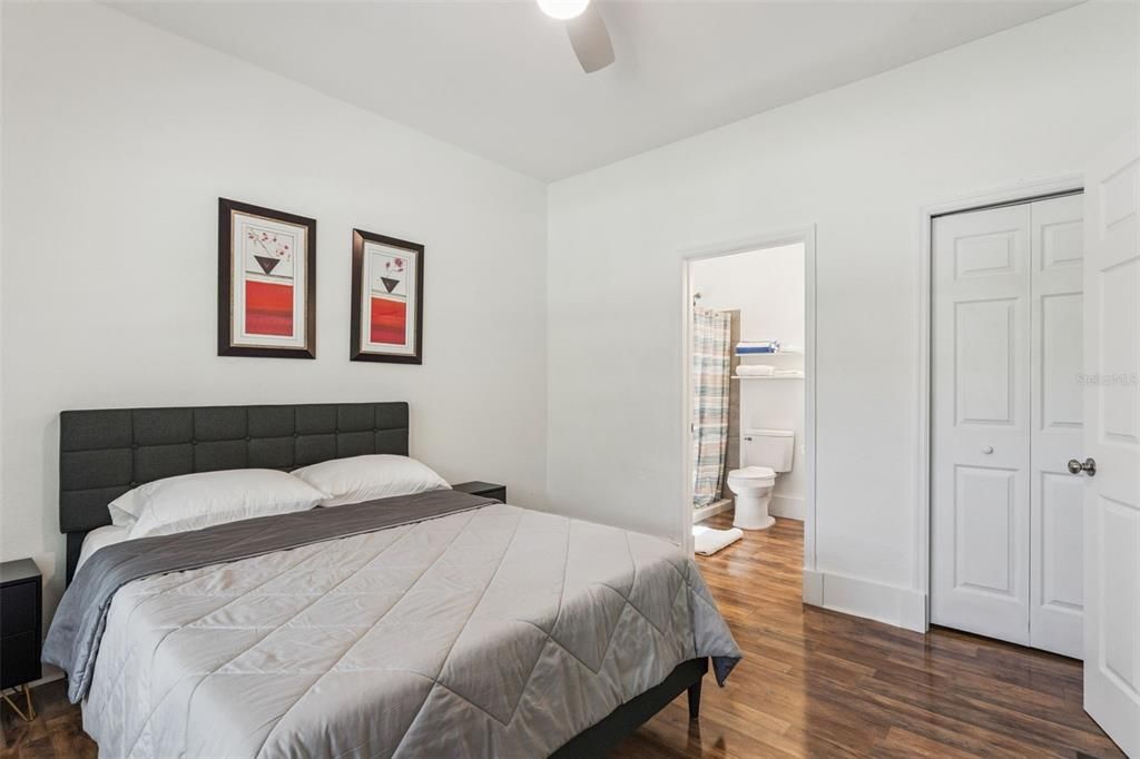 En Venta: $259,000 (2 camas, 2 baños, 1140 Pies cuadrados)