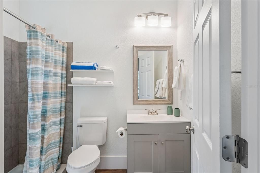 En Venta: $259,000 (2 camas, 2 baños, 1140 Pies cuadrados)