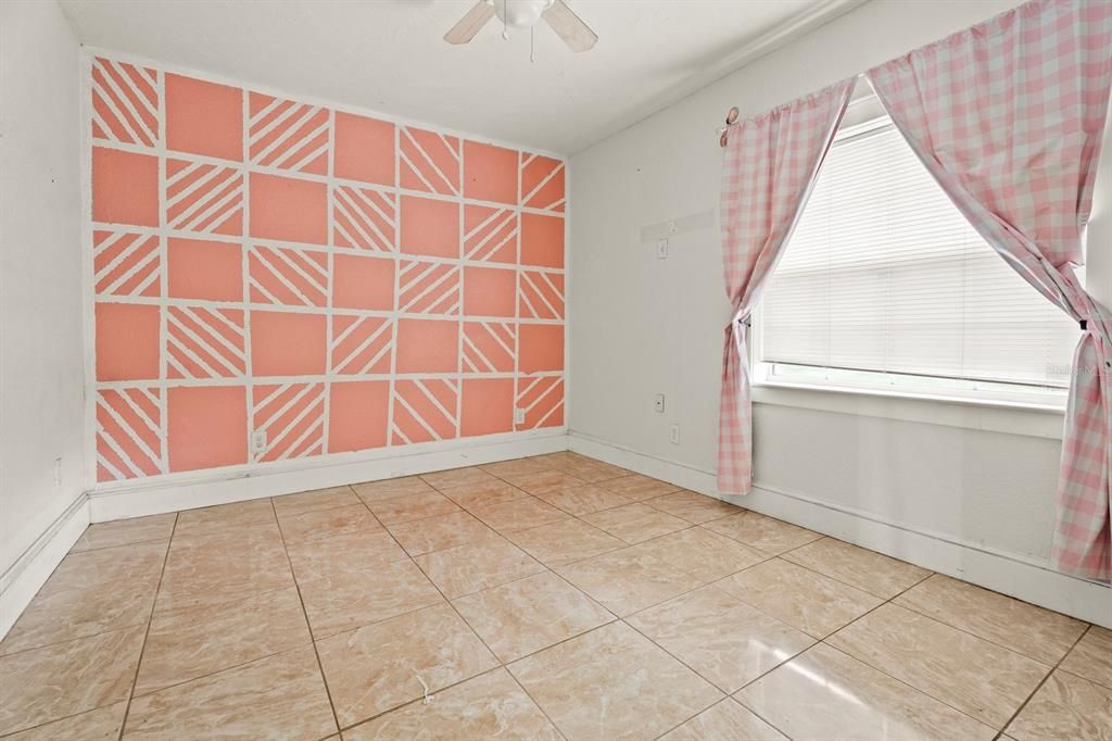 Active With Contract: $240,000 (5 beds, 3 baths, 2166 Square Feet)