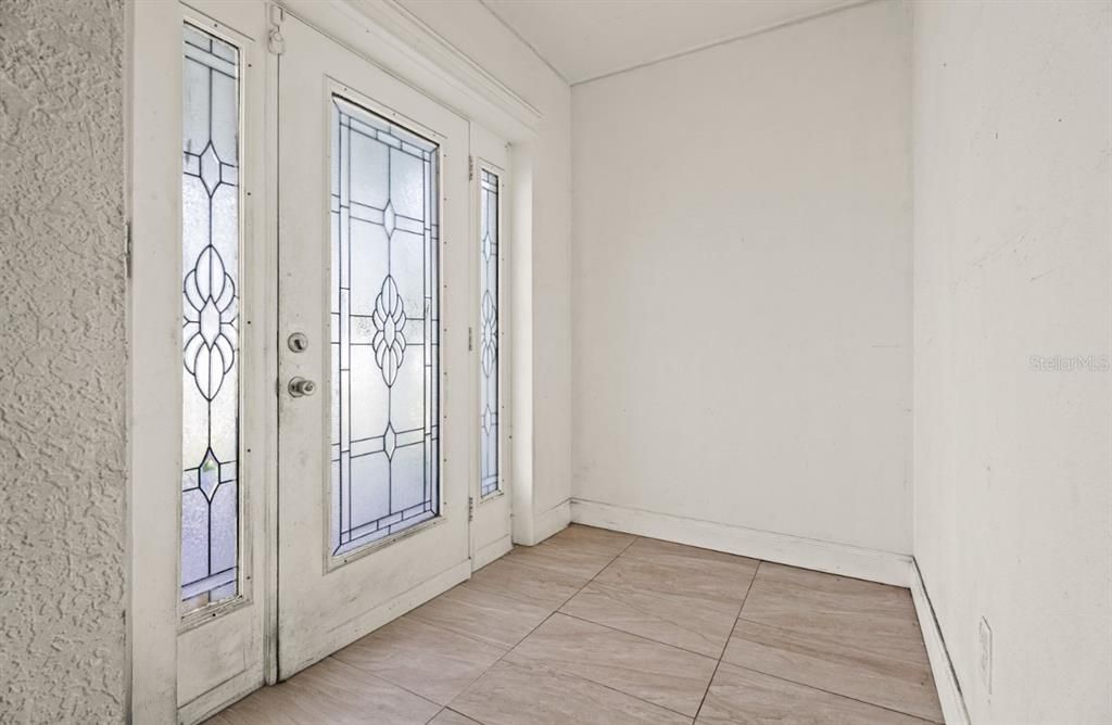 Active With Contract: $240,000 (5 beds, 3 baths, 2166 Square Feet)