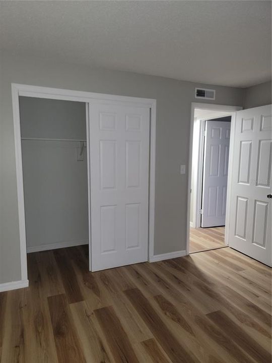 For Rent: $1,295 (2 beds, 1 baths, 700 Square Feet)