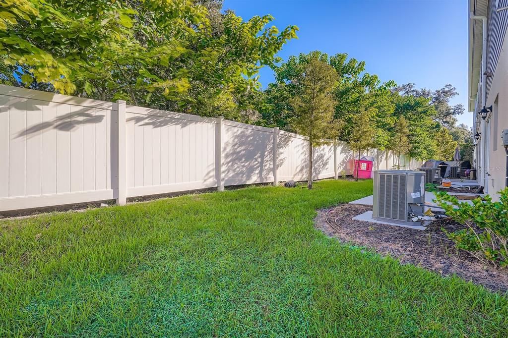 Active With Contract: $289,000 (3 beds, 2 baths, 1758 Square Feet)