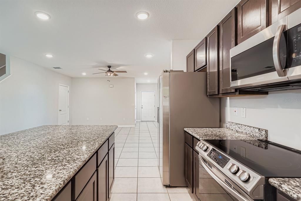 Active With Contract: $289,000 (3 beds, 2 baths, 1758 Square Feet)
