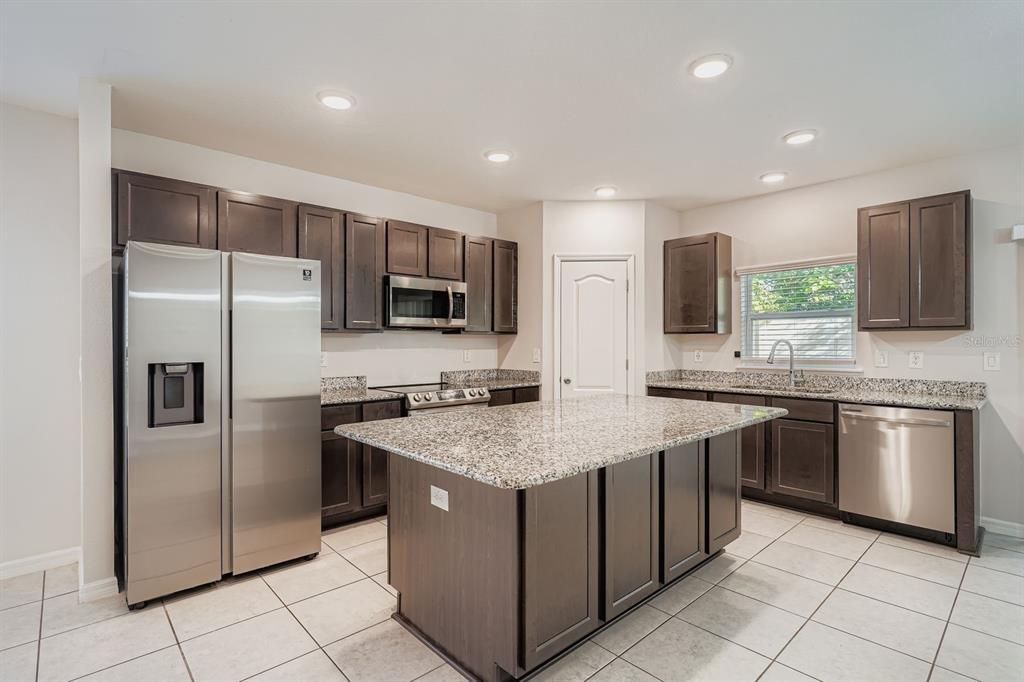Active With Contract: $289,000 (3 beds, 2 baths, 1758 Square Feet)