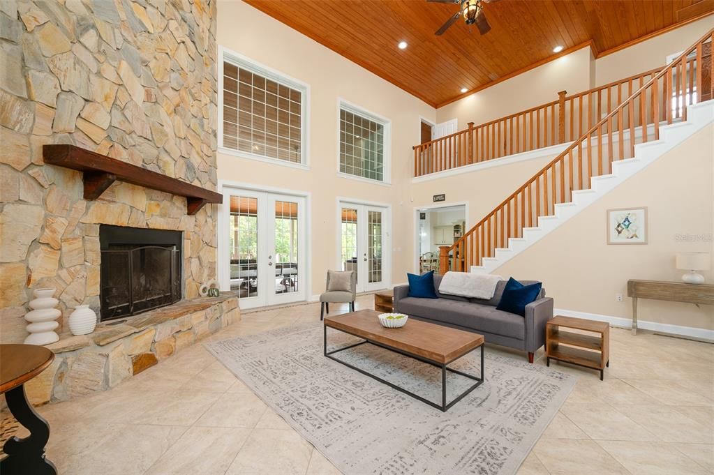 待售: $949,900 (4 贝兹, 4 浴室, 4523 平方英尺)