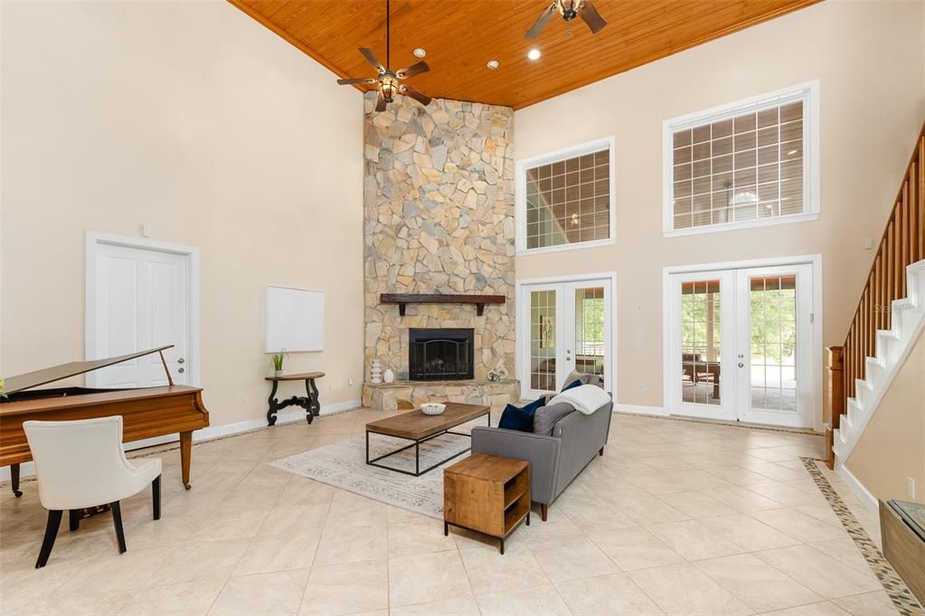 待售: $949,900 (4 贝兹, 4 浴室, 4523 平方英尺)