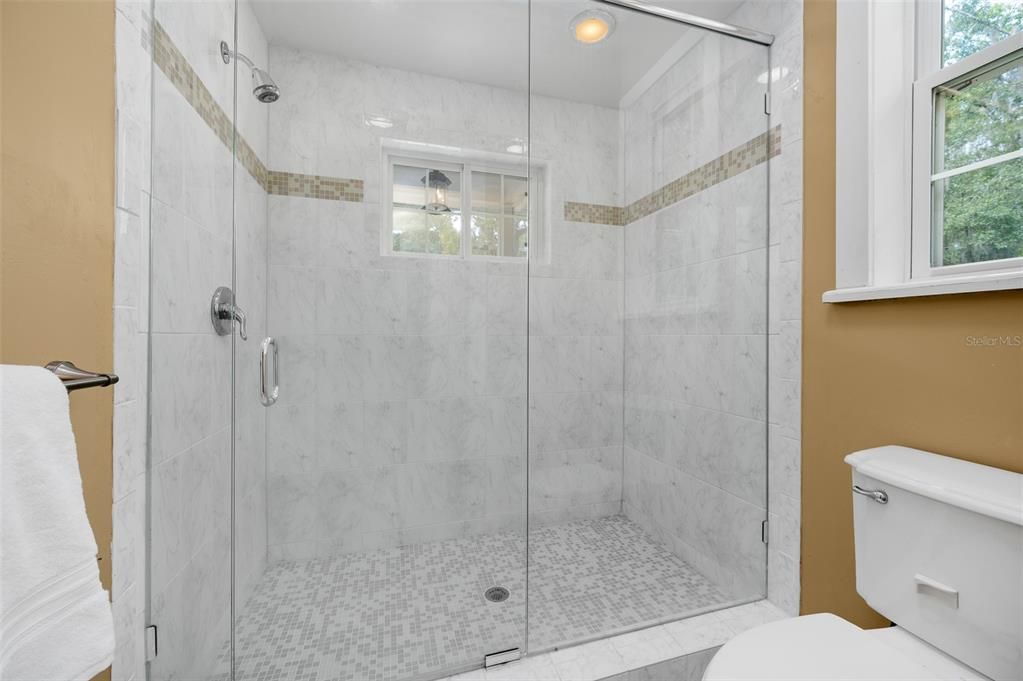 待售: $949,900 (4 贝兹, 4 浴室, 4523 平方英尺)