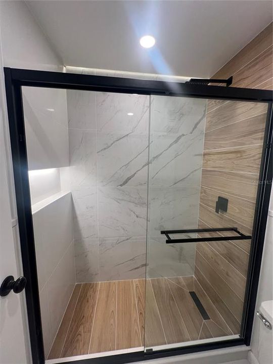 待售: $78,000 (1 贝兹, 1 浴室, 300 平方英尺)