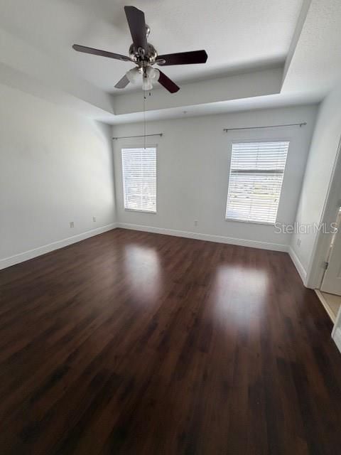 合同活跃: $2,100 (3 贝兹, 2 浴室, 1472 平方英尺)