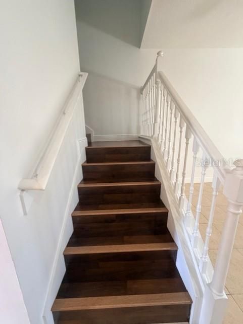 合同活跃: $2,100 (3 贝兹, 2 浴室, 1472 平方英尺)