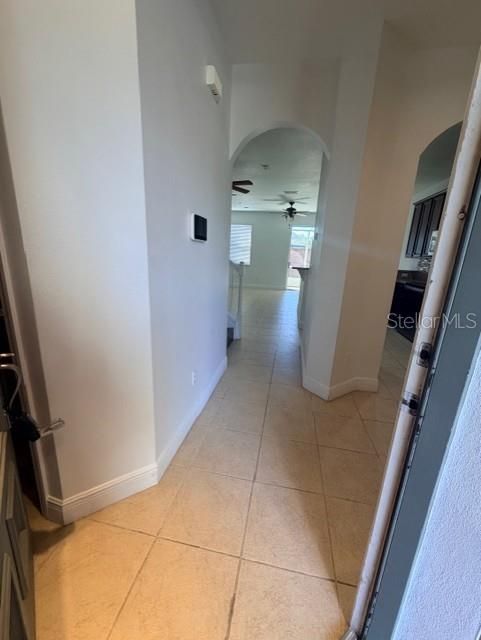 合同活跃: $2,100 (3 贝兹, 2 浴室, 1472 平方英尺)