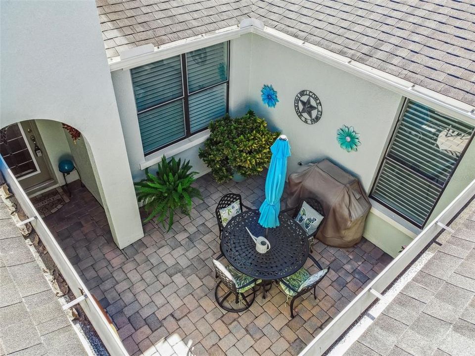 For Sale: $474,000 (2 beds, 2 baths, 2956 Square Feet)