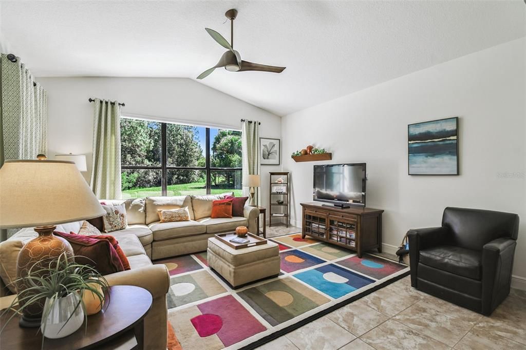 For Sale: $474,000 (2 beds, 2 baths, 2956 Square Feet)