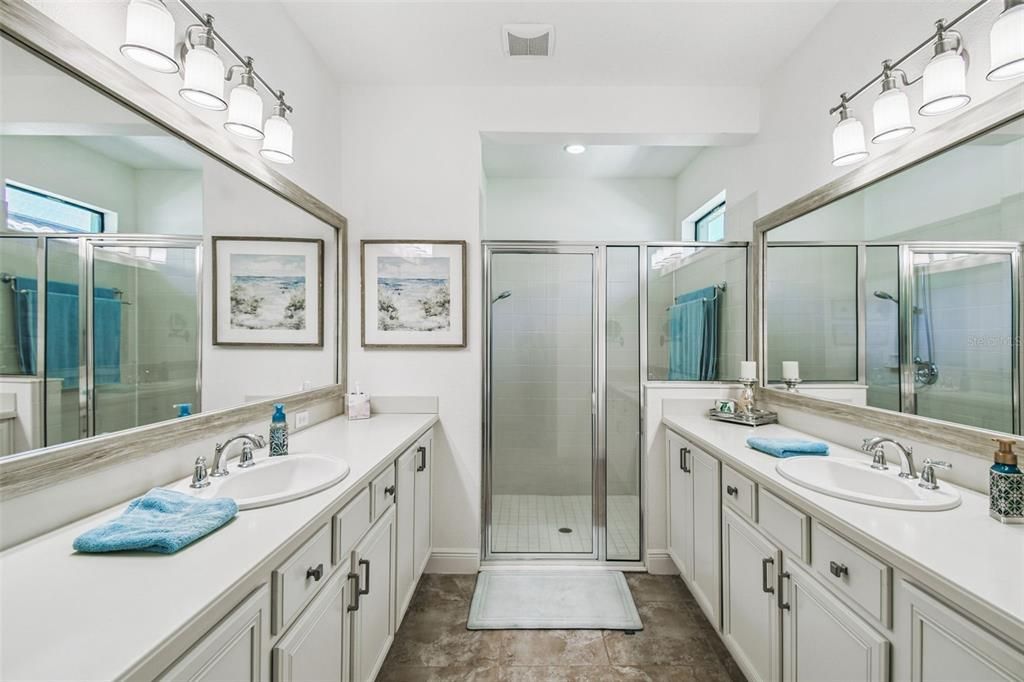 For Sale: $474,000 (2 beds, 2 baths, 2956 Square Feet)