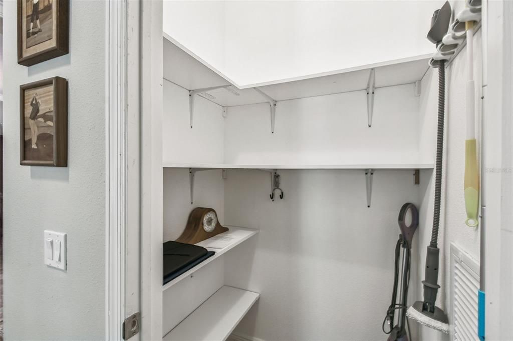 For Sale: $474,000 (2 beds, 2 baths, 2956 Square Feet)