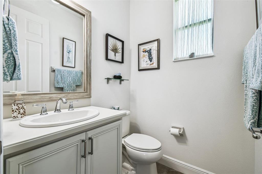 For Sale: $474,000 (2 beds, 2 baths, 2956 Square Feet)