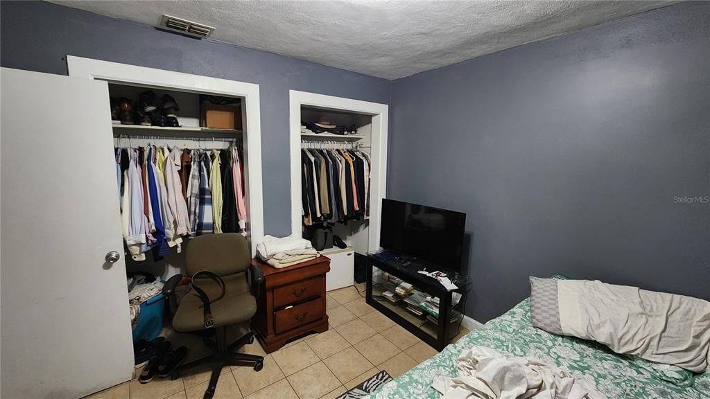 For Sale: $445,000 (5 beds, 0 baths, 2287 Square Feet)