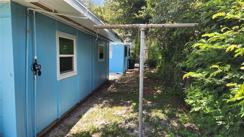 For Sale: $445,000 (5 beds, 0 baths, 2287 Square Feet)