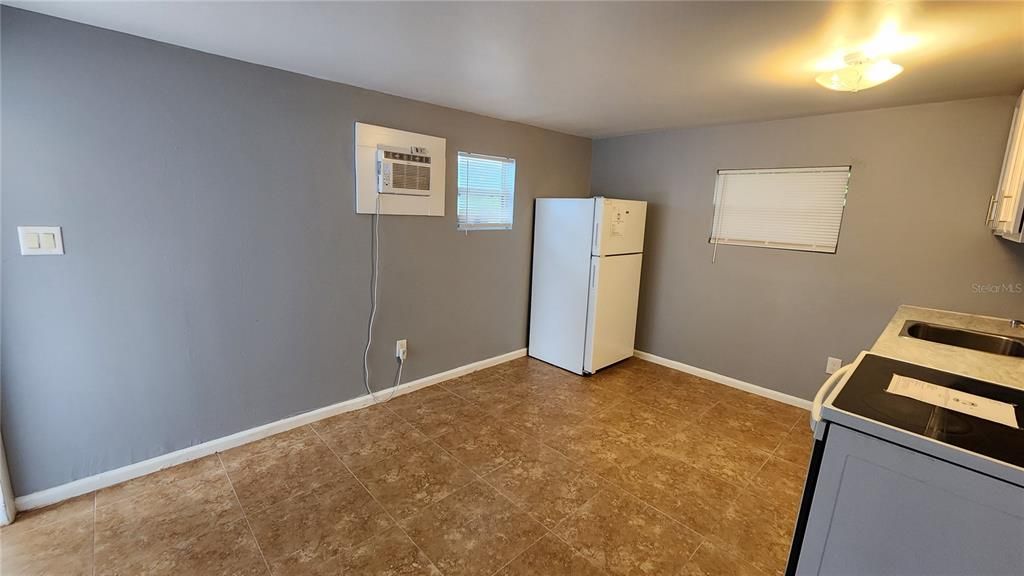 For Sale: $445,000 (5 beds, 0 baths, 2287 Square Feet)