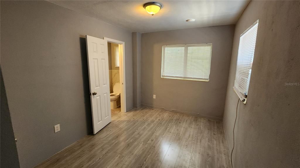 For Sale: $445,000 (5 beds, 0 baths, 2287 Square Feet)