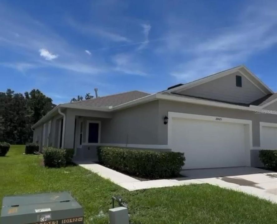 For Rent: $1,900 (3 beds, 2 baths, 1603 Square Feet)