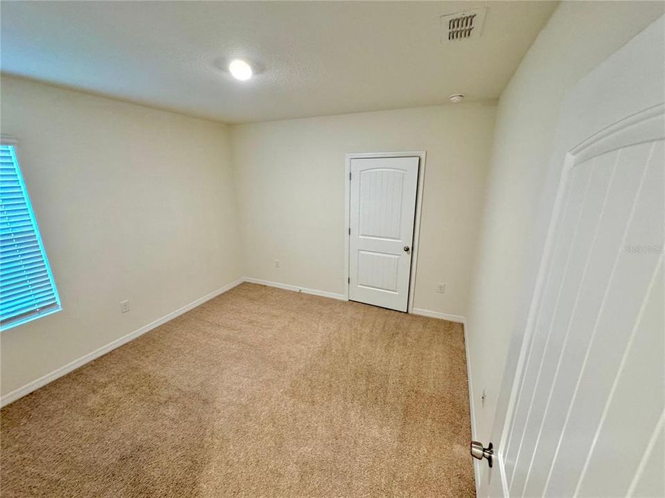 For Rent: $1,900 (3 beds, 2 baths, 1603 Square Feet)