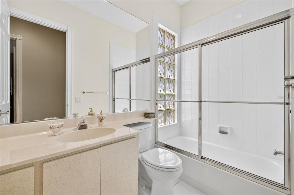 For Sale: $695,000 (3 beds, 2 baths, 1983 Square Feet)