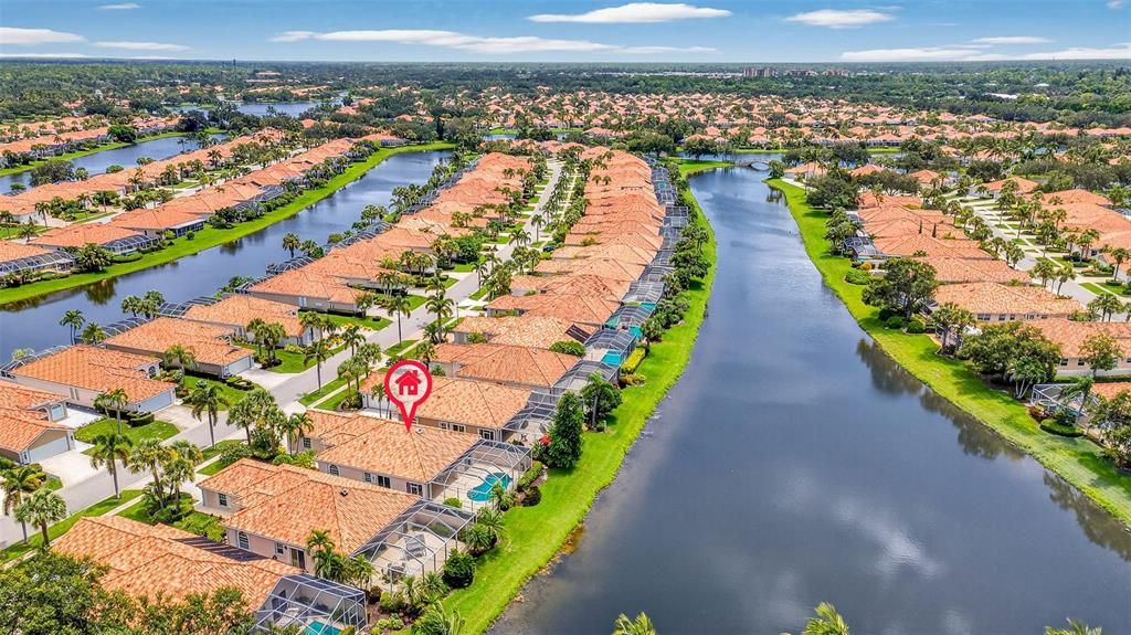 For Sale: $695,000 (3 beds, 2 baths, 1983 Square Feet)