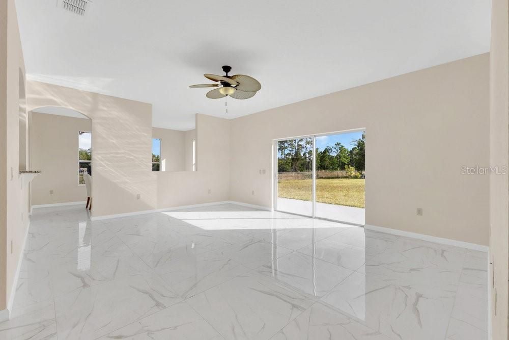 待售: $764,900 (5 贝兹, 3 浴室, 3739 平方英尺)